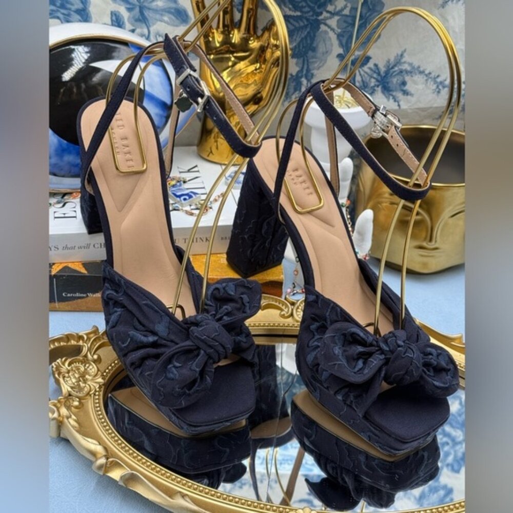 🆕 TED BAKER 🧿 NWOT MADDY Blue Floral Embroidered Bow Platform Sandals, Sz 6